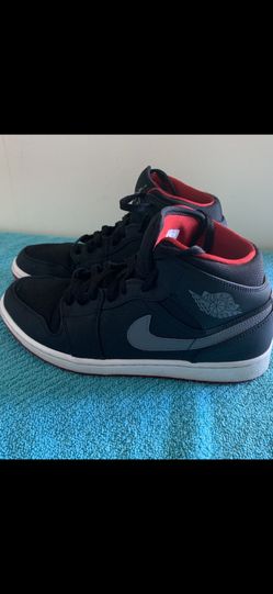 Jordan 1 Mid Black Cool Grey Gym Red