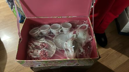 Child’s Ceramic Tea Set.