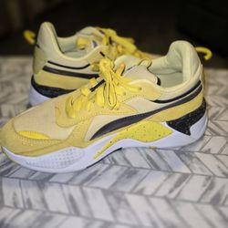 Puma Pikachu Edition SIZE 7M