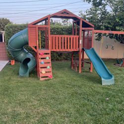 KidKraft Boulder Bluff 2 In 1 Wooden Playcentre And Swing Set