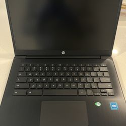 HP ChromeBook 14 G7 - Laptop - Excellent Condition   ✅