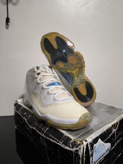 Jordan 11 Columbia