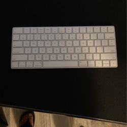 Apple Magic Keyboard