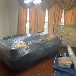Couch For Sale (check Description)