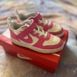 Nikes Size 10c