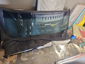 C10 Windshield