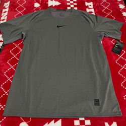 Nike Pro Men’s Shirt 