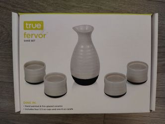 Sake Set Ceramic Cups and Carafe