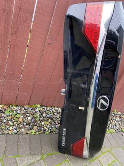 Lexus ES 350 2014 tailgateCamera lights locker in perfect condition