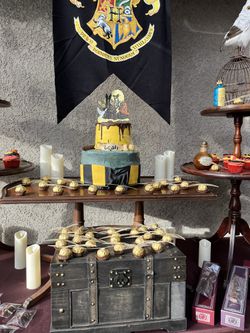 Harry Potter Party Decorations for Sale in Alta Loma, CA - OfferUp