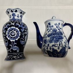 Blue And White Chinoiserie Porcelain Wall Pockets 