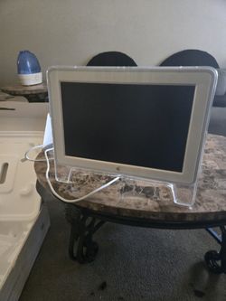 20 In Apple Cinema Display