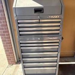 Husky 27in Tool Box  Damage On The Top But Still Close And Open 