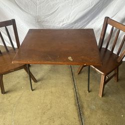 Kids Table & Chairs