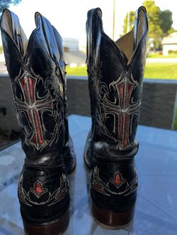 Intricate Mens Black Cowboy Boots 