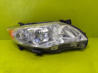 2011 2012 2013 TOYOTA COROLLA RIGHT PASSENGER SIDE HALOGEN HEADLIGHT OEM