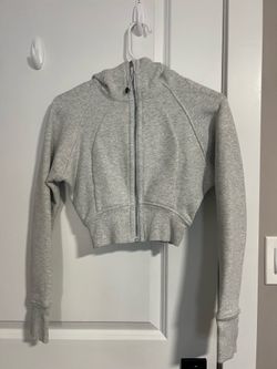 Lululemon scuba full-sized cropped hoodie
