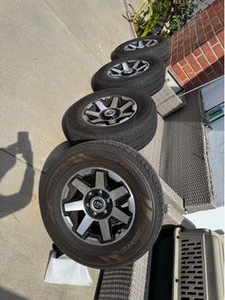4Runner 17 inch wheels, a set of trd Toyota form wheels