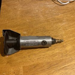 Pneumatic Cutting Tool