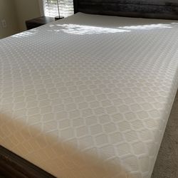Queen Size Bedroom Set