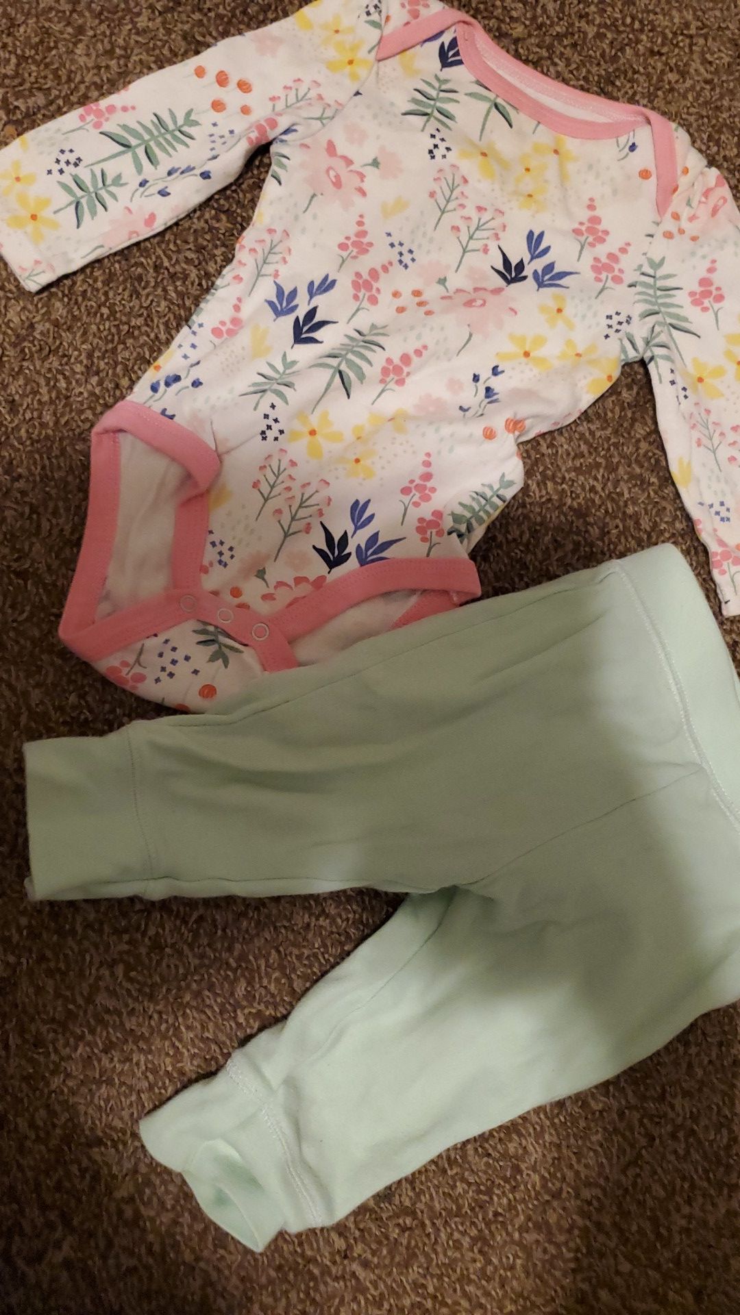 3-6m 2 piece girl set for sale