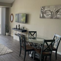 Dining Room Table 