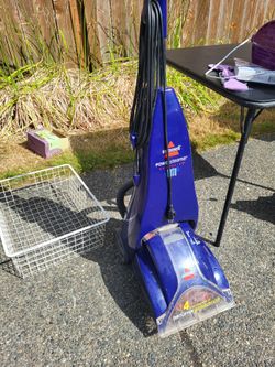 Carpet cleaner