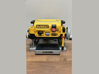 DEWALT DW735 15-Amp Corded 13 in. Planer