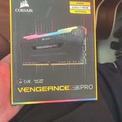 NEVER USED DDR4 2x8 16gb 3200MHz