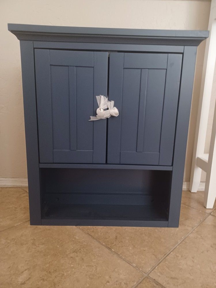 Storage Wall Cabinet *NEW*