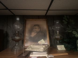 Vintage Glass Kerosene Lamps