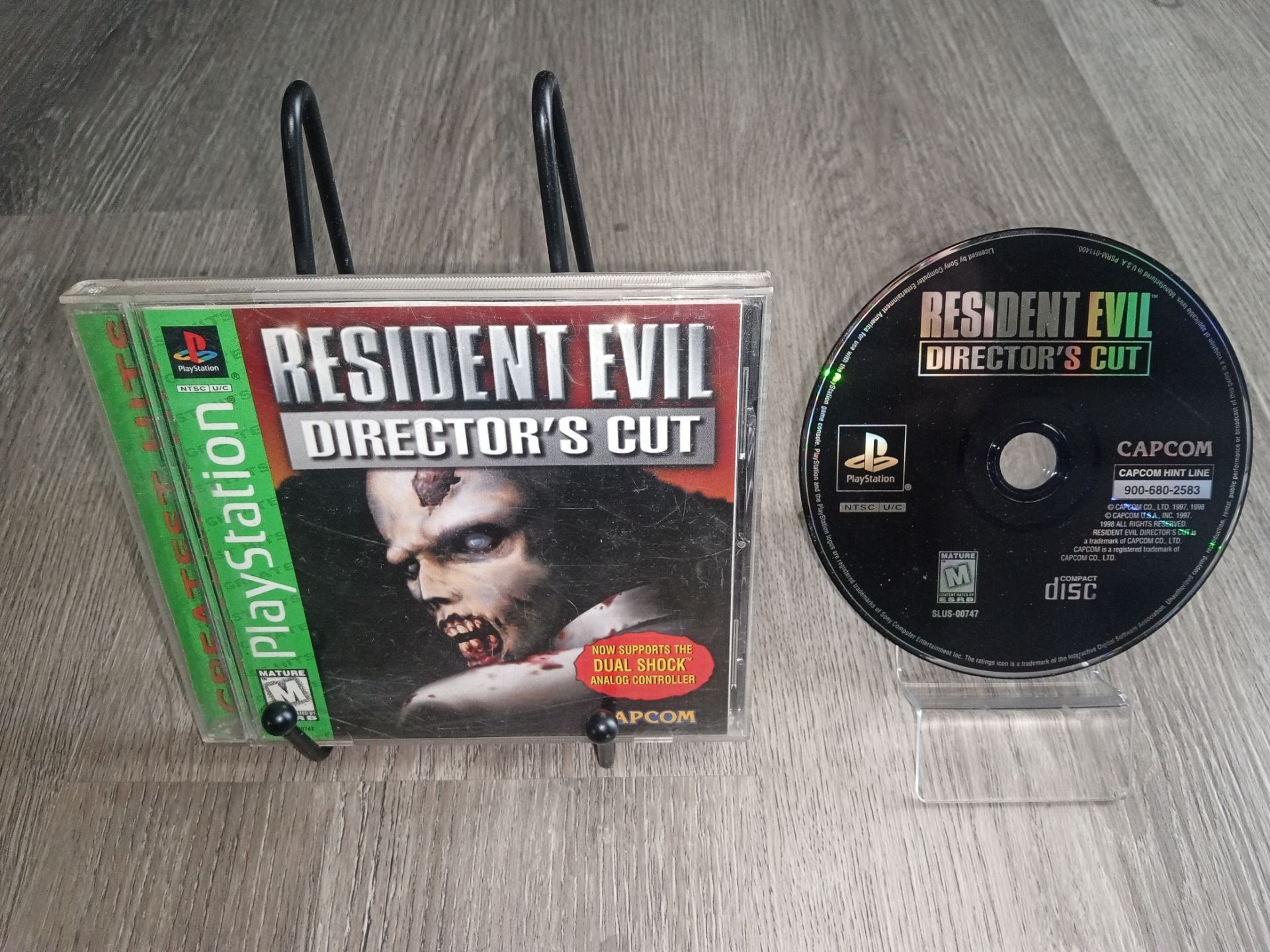 Resident Evil Director's Cut PS1 Game CIB
