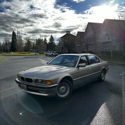 BMW 1998 740i Sedan
