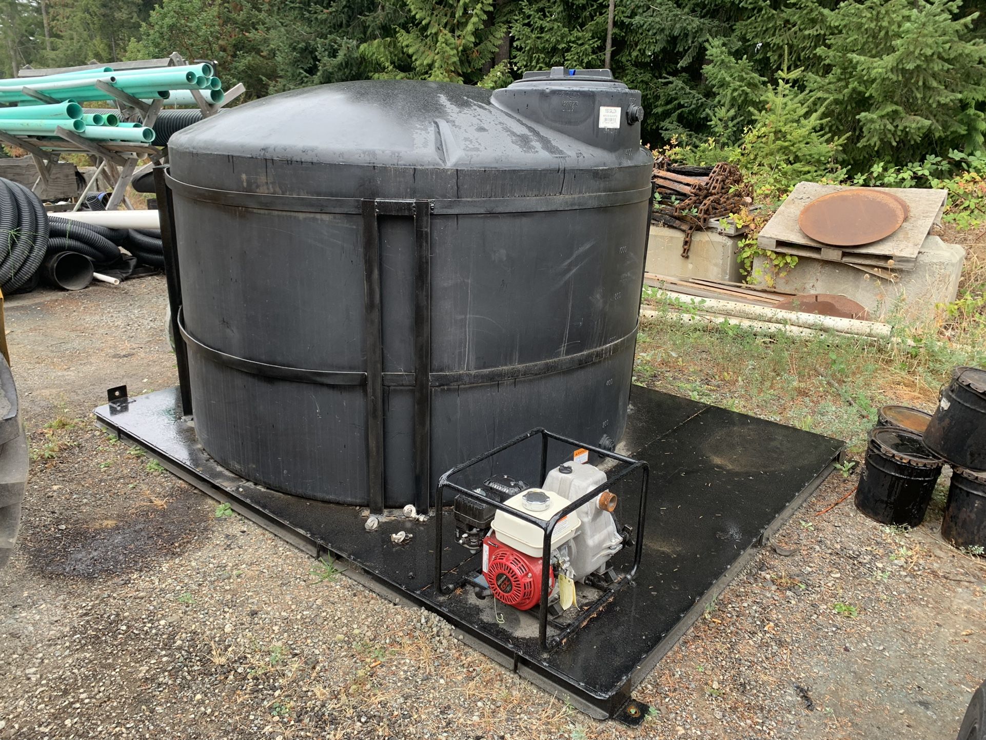 WATER TANK SKID W/pump