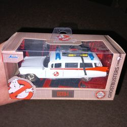 Hard To Find Ghostbusters Mobile New In Original Box 1:32 Scale 