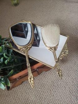 Vanity Set