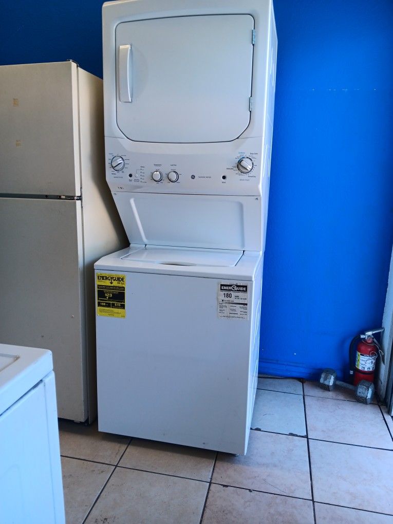 GE STACKABLE WASHER AND GAS DRYER