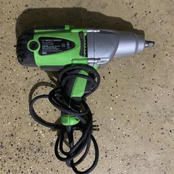 ½" IMPACT WRENCH