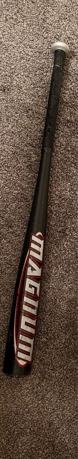Easton magnum baseball bat
