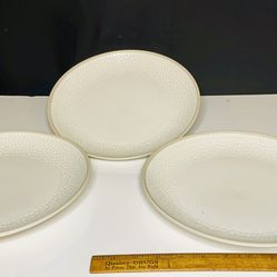 Gordon Ramsey Royal Doulton Maze Grill set of 3 11" plates. Ex cond as is pick up deliver. 