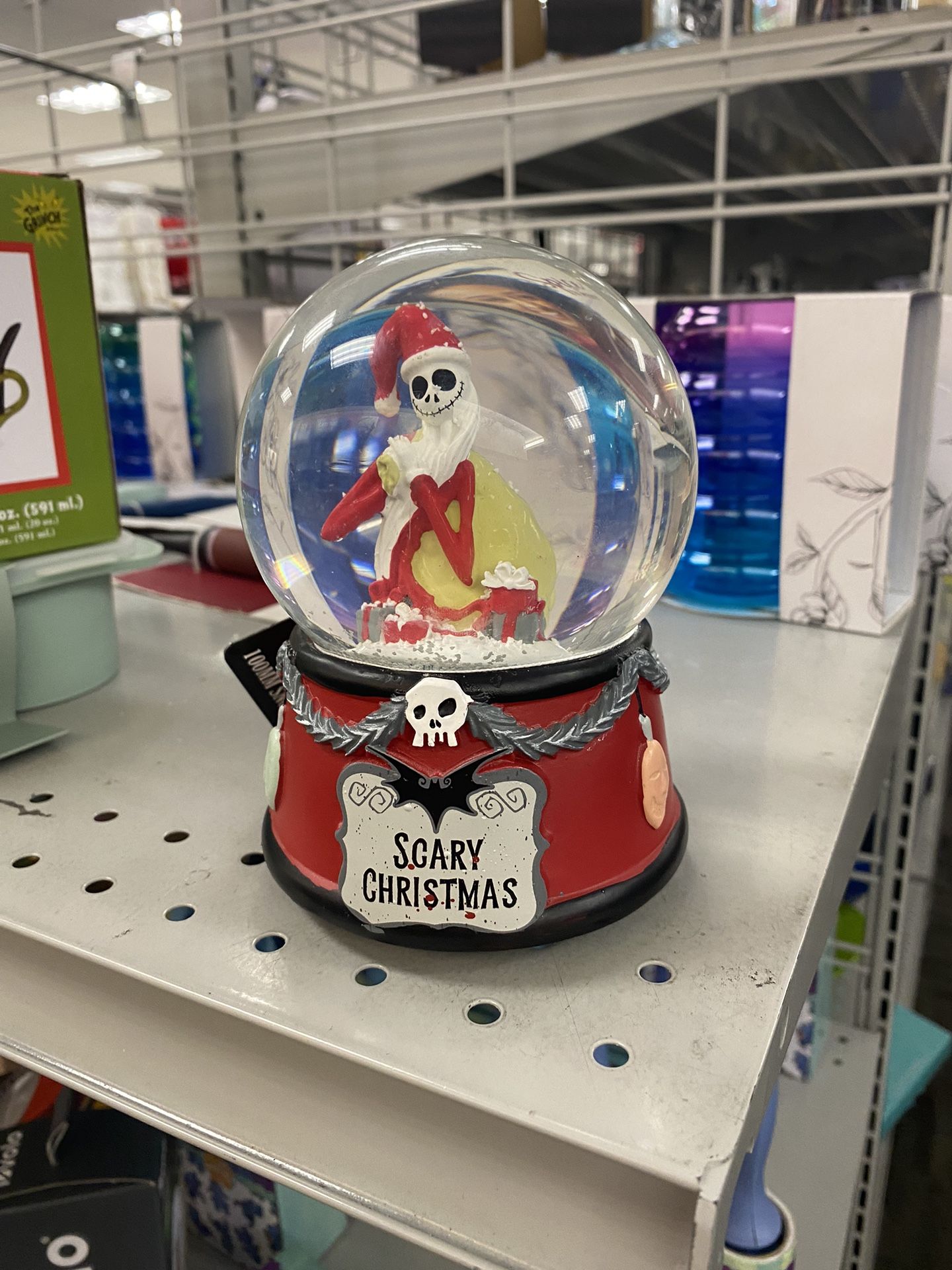 Nightmare Before Christmas Snow globe