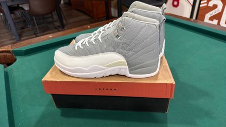 Jordan 12  “Stealth” size 9