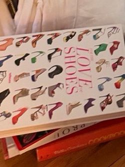 Love Shoes Fashion Book