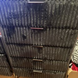 Bedroom Set And Livin Room Floating Table