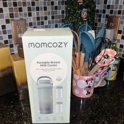 NIB Momcozy 22oz Portable Breast Milk Cooler - Purple