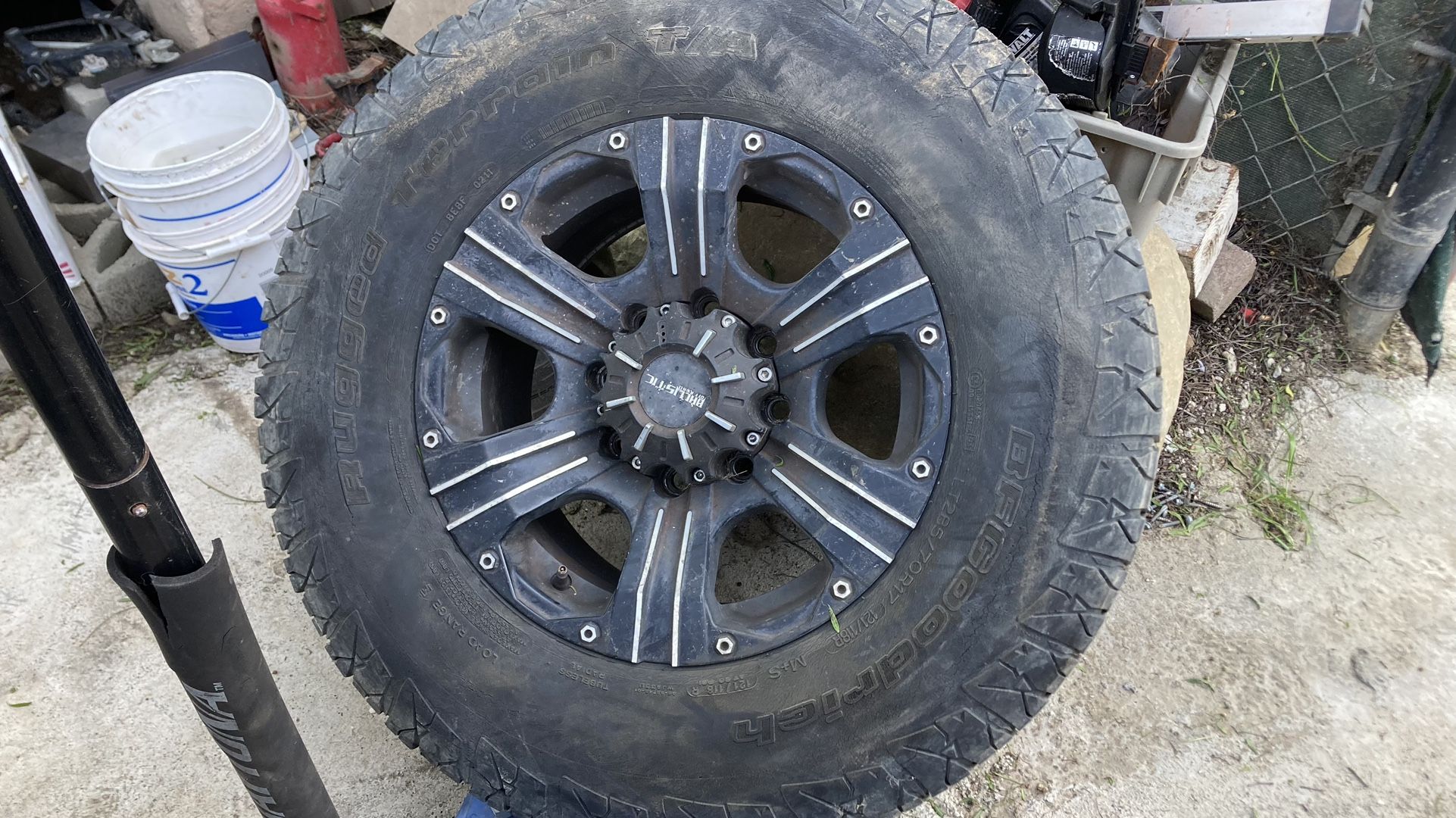 Ballistic 17 Inch 8lug Rims