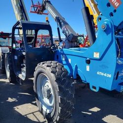 TELEHANDLER FORKLIFT GRADALL 6K REACH FORKLIFT 6,000# LBS 36 FEET REACH LOW HOURS - GENIE GTH-636