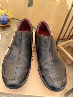 Women’s Taos  leather loafers