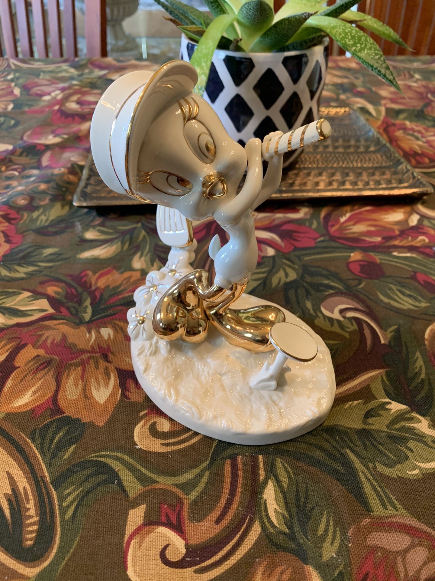 Lenox Tweety Bird Golf Collectible Figurine