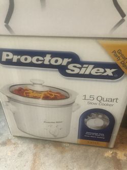 New White electric slow cooker . Never used!